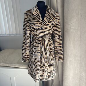 Bebe Faux Fur Tiger Stripe Beige Black Belted Coat L